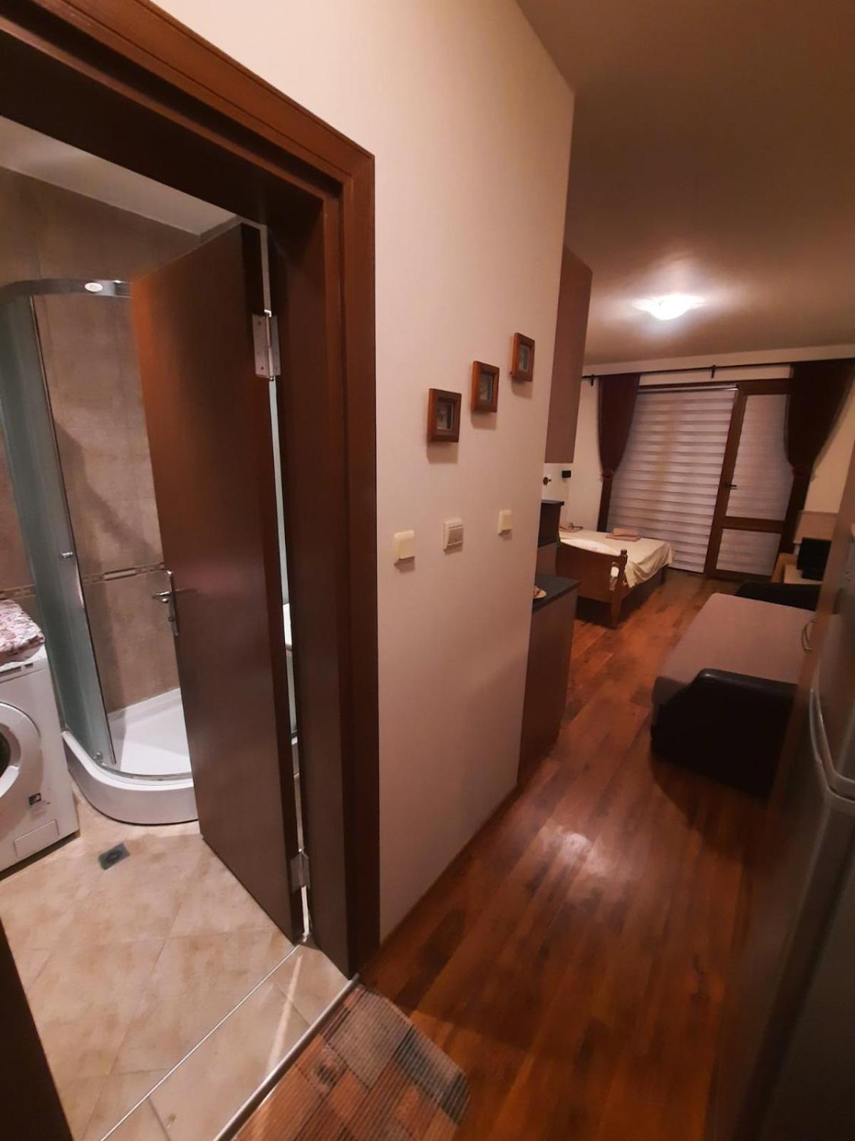 Apartmán Апатаменти За Гости Sunshine И Glory Sveti Vlas Exteriér fotografie